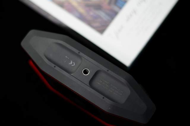 浸在水里都能用的蓝牙音箱！德国品质果然名不虚传，音质也很硬核