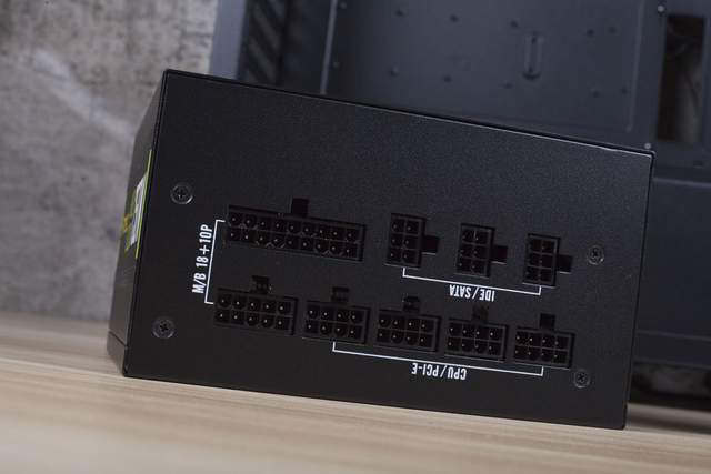 Z590竟与B560同价？性价比之王铭瑄iCraftZ590 WiFi体验