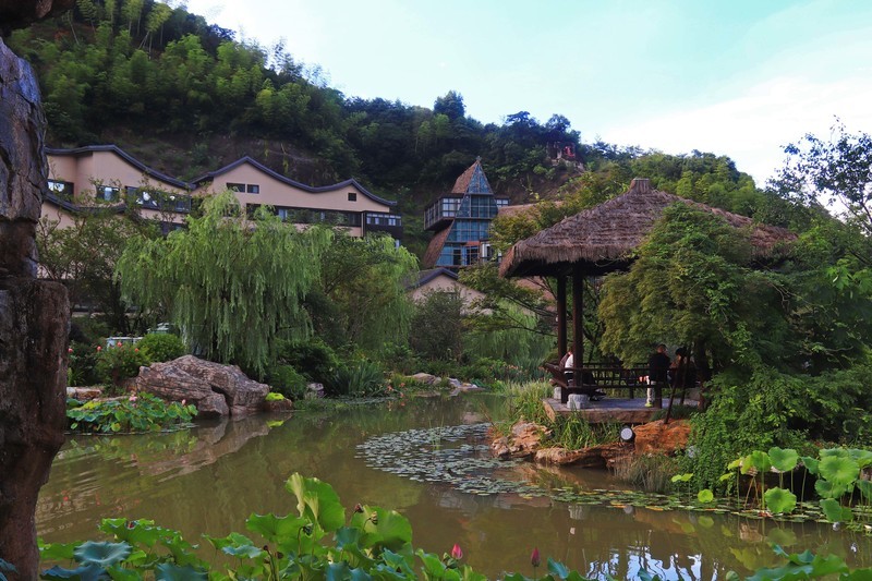 游览江西上饶葛仙山景区二