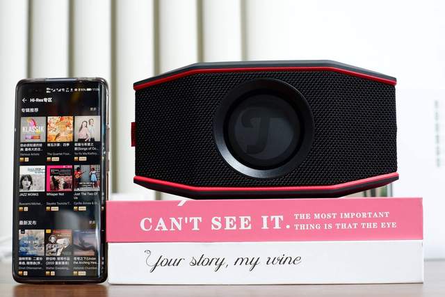 浸在水里都能用的蓝牙音箱！德国品质果然名不虚传，音质也很硬核