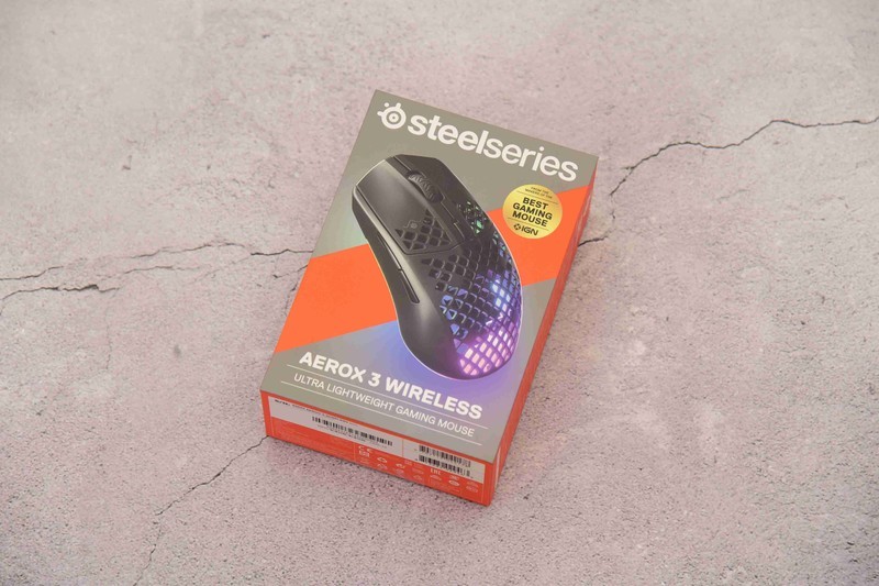 过年游戏硫酸手？—赛睿AEROX 3鼠标专治各种不服