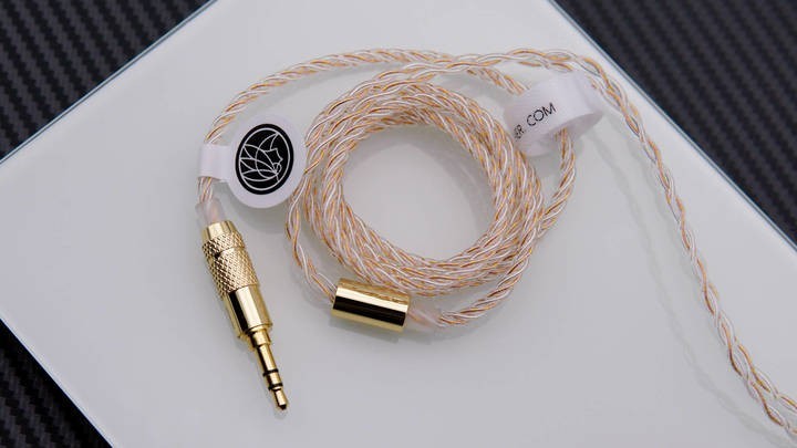 好看的耳机不会骗人 锦瑟香也TFZ ESSENCE 体验