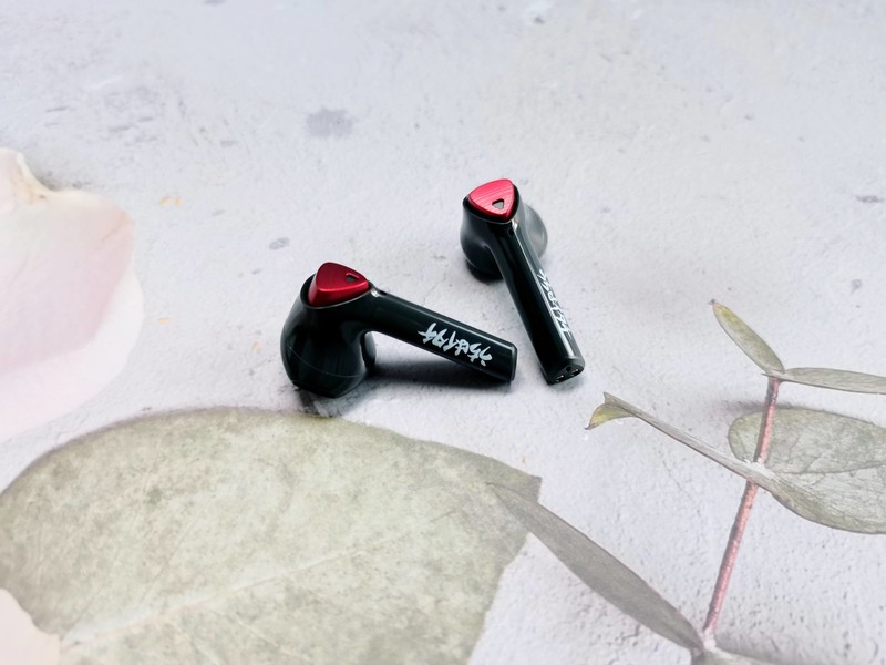 飞智X1火影联名款游戏蓝牙耳机开箱评测，游戏党听声辩位神器