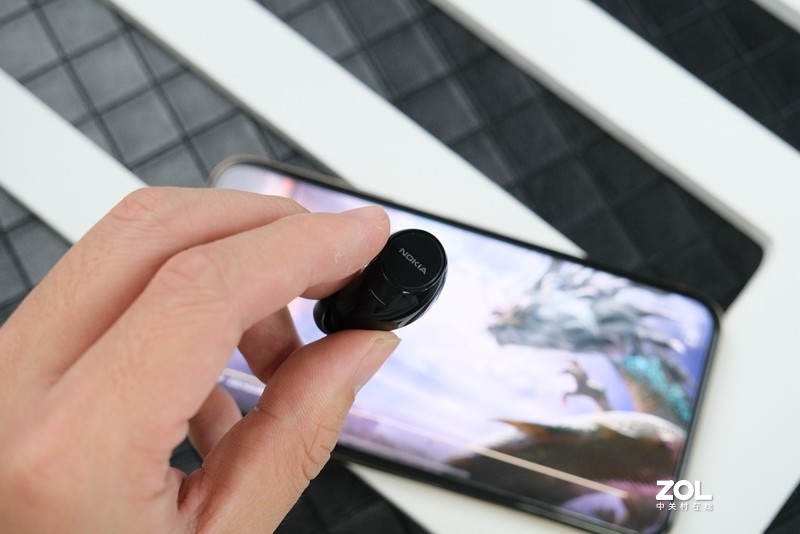 直接抢手机厂商热度，诺基亚这款新品有性价比，网友：等你1年了