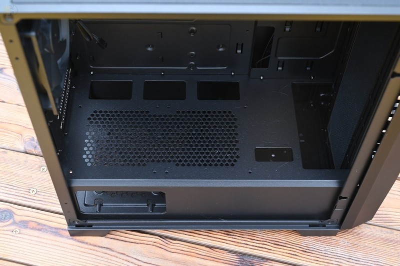 入门价位的机箱也有ARGB，兼容性还挺强，安钛克Draco 10装机体验