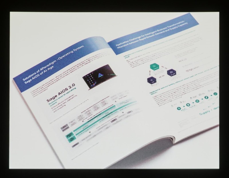 比简报人更懂会议的投影仪：明基E520智能办公投影仪评测