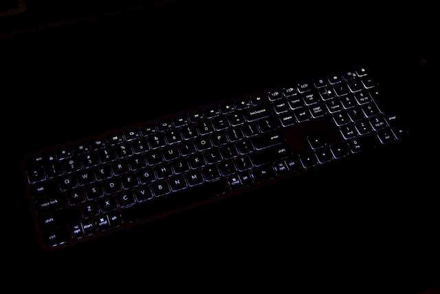 一套键鼠打通MacOS和Windows，罗技MX旗舰键鼠套装简评