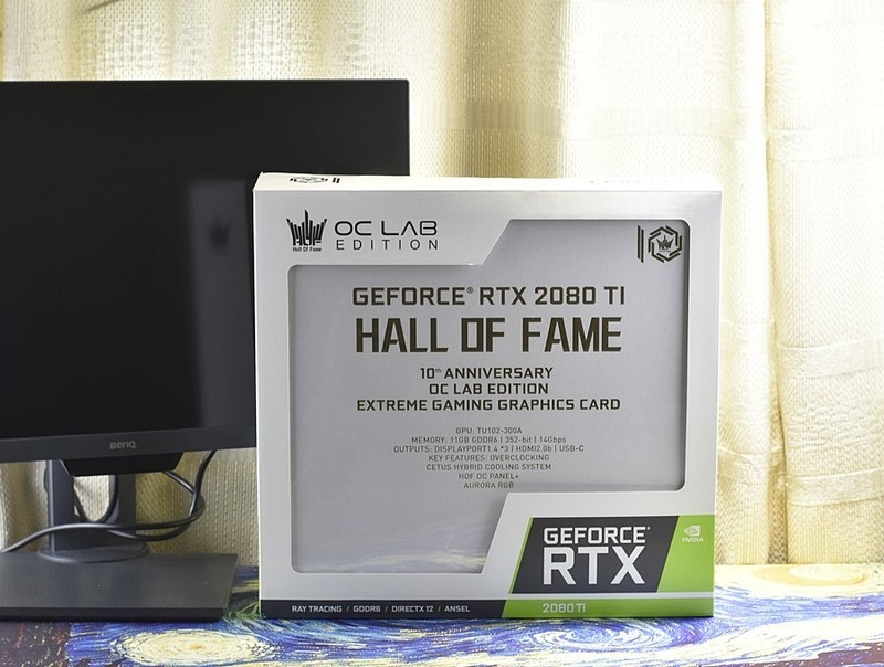 收衣服辣..不对.开箱辣 影驰GeForce RTX2080Ti名人堂10周年纪念版 过手即拥有