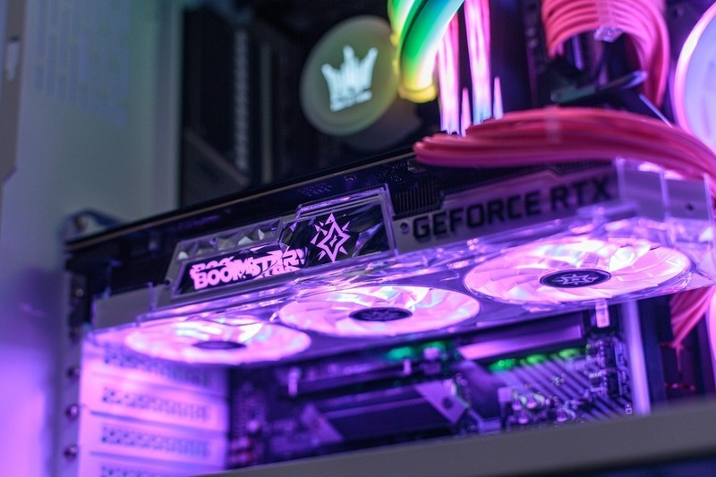 不务正业还是大胆创新？为了主机RGB灯效，连一体水冷管都不放过