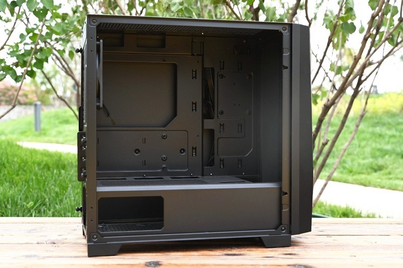 入门价位的机箱也有ARGB，兼容性还挺强，安钛克Draco 10装机体验