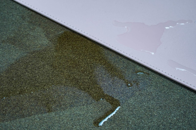 入手奥睿科软木皮革情侣双面鼠标垫，环保