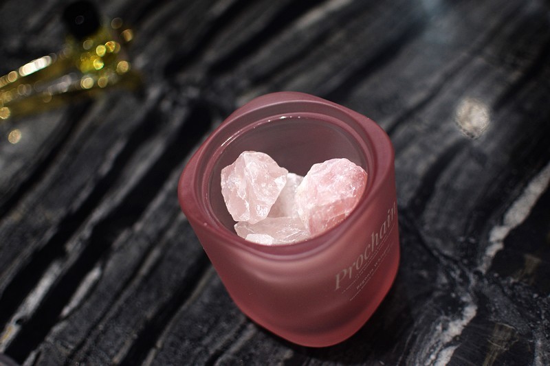 天然粉色水晶原石 维维尼奥海棠细语香薰晶石