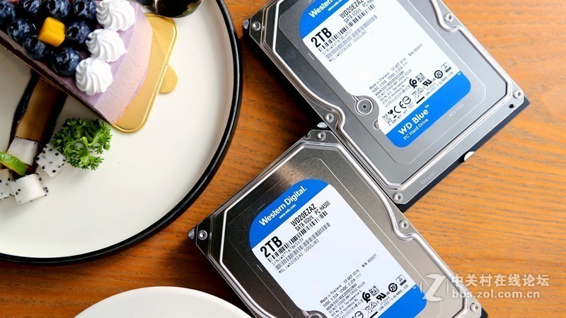 都用上了超级本，但存储数据这事咋解决？