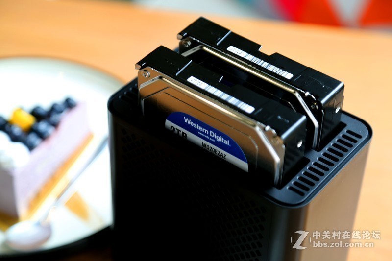 都用上了超级本，但存储数据这事咋解决？