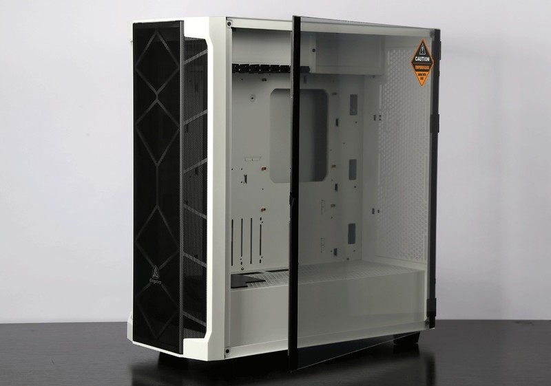 打破内存超频封印，11代酷睿i5-11600K搭配B560主板装机实测