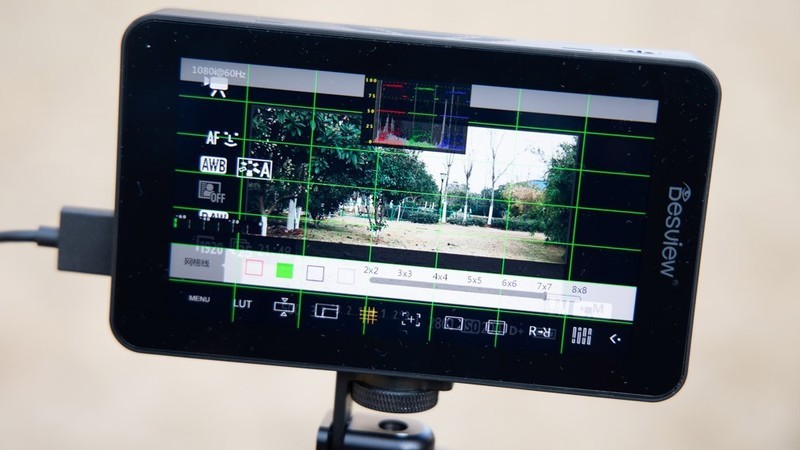 让单反显示更清晰，百视悦R6便携监视器体验