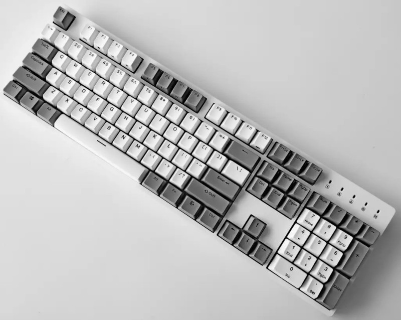 黑白配，永流传-杜伽DurgodK310青轴键盘开箱