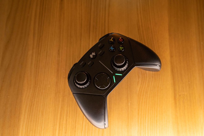 入手《赛博朋克2077》加北通阿修罗3手柄，我只花了500元