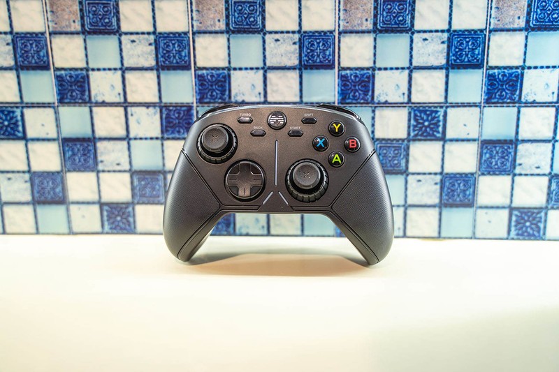 入手《赛博朋克2077》加北通阿修罗3手柄，我只花了500元