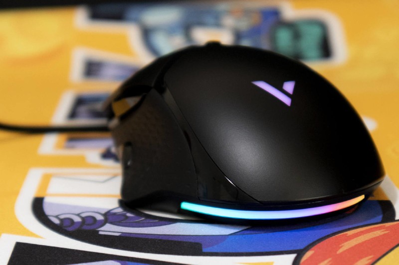 百元高性能新选择——雷柏VT30幻彩RGB游戏鼠标