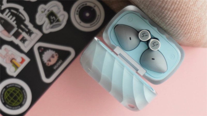 “精雕细琢”显品质！哈氪零度真无线蓝牙耳机开箱：随手礼就很赞