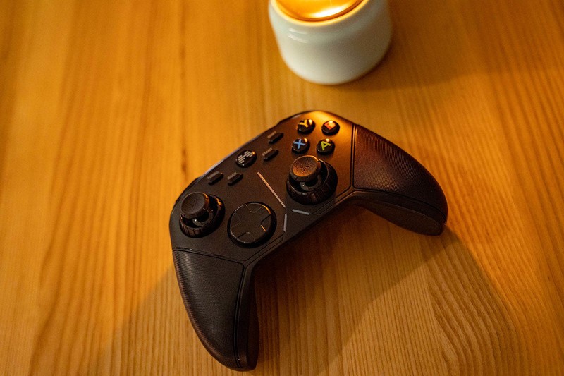 入手《赛博朋克2077》加北通阿修罗3手柄，我只花了500元