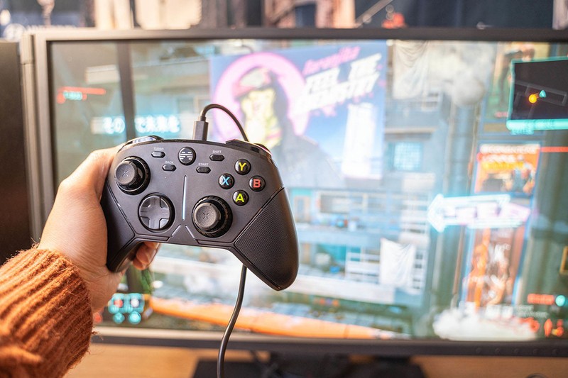 入手《赛博朋克2077》加北通阿修罗3手柄，我只花了500元