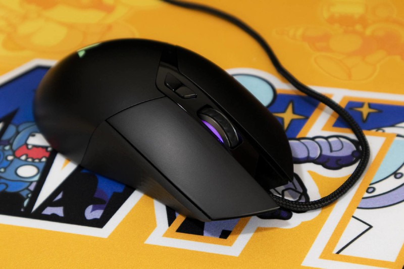 百元高性能新选择——雷柏VT30幻彩RGB游戏鼠标