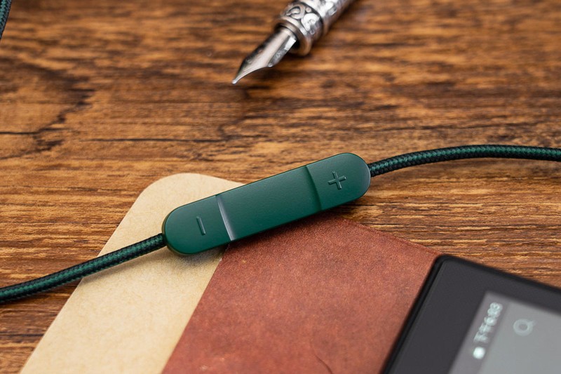 蓝牙运动耳机应该怎么选，Teufel逆市发新品，Supreme IN评测