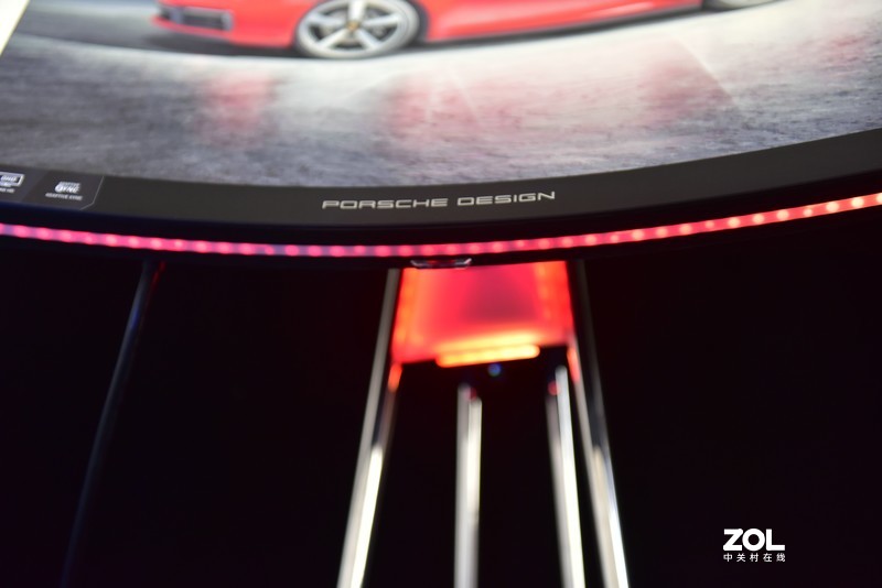 刻氪金玩家新趣味？AGON爱攻保时捷设计联名款PD27享受体验！