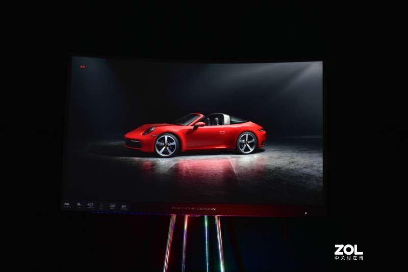 刻氪金玩家新趣味？AGON爱攻保时捷设计联名款PD27享受体验！