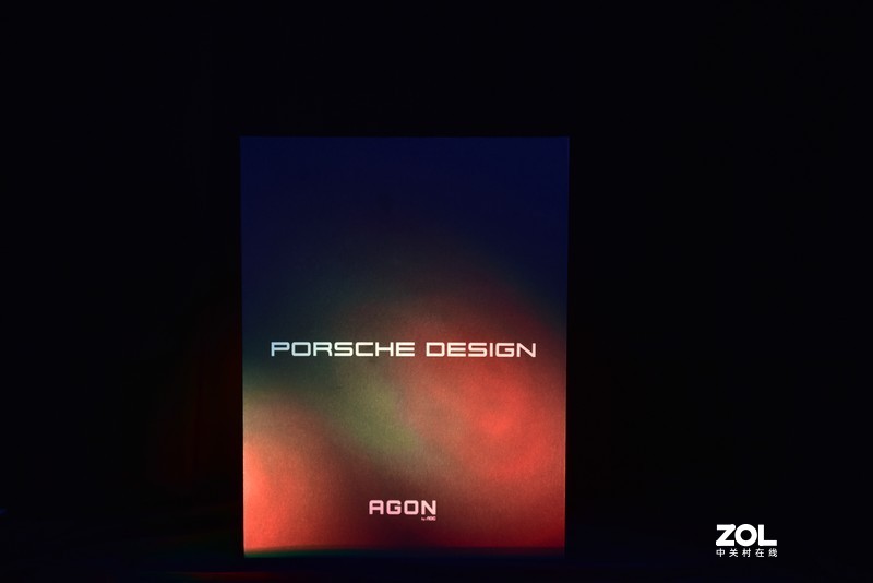 刻氪金玩家新趣味？AGON爱攻保时捷设计联名款PD27享受体验！