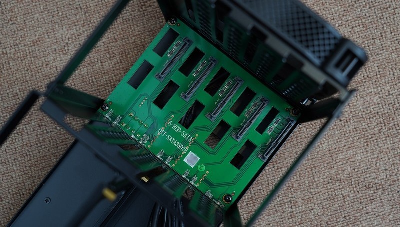 如何打造高性价比NAS？老司机打造的低成本黑群NAS主机分享