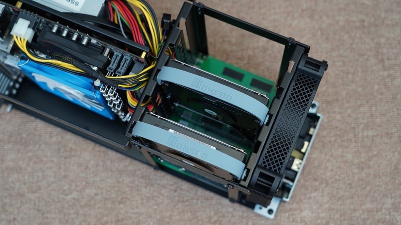 如何打造高性价比NAS？老司机打造的低成本黑群NAS主机分享