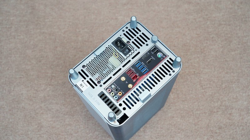 如何打造高性价比NAS？老司机打造的低成本黑群NAS主机分享