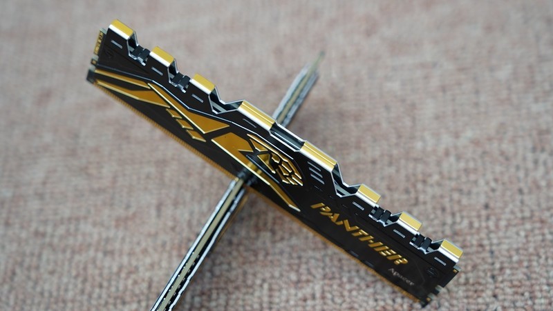 如何打造高性价比NAS？老司机打造的低成本黑群NAS主机分享