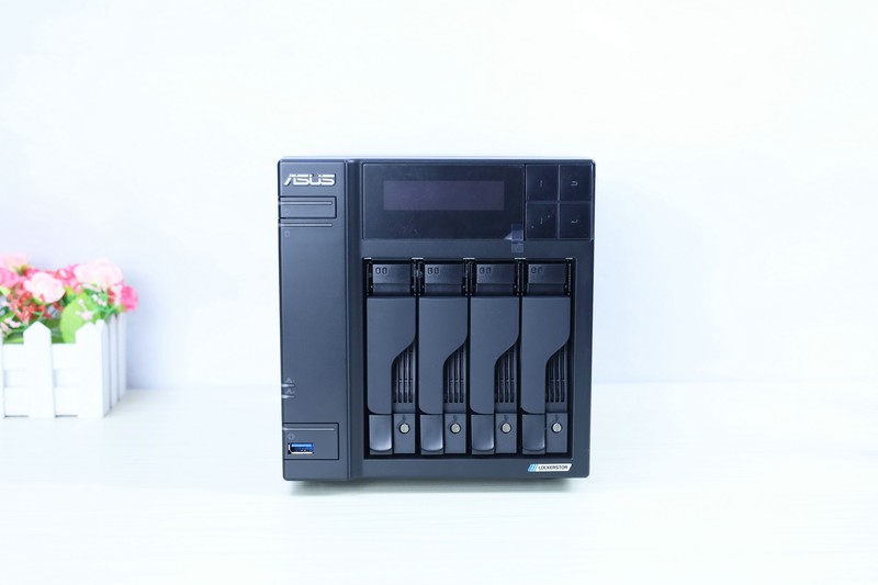 10年练习生终以“ASUS”正式出道 四核双2.5G网口NAS 华硕AS6604T使用体验