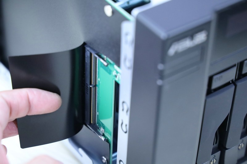 10年练习生终以“ASUS”正式出道 四核双2.5G网口NAS 华硕AS6604T使用体验