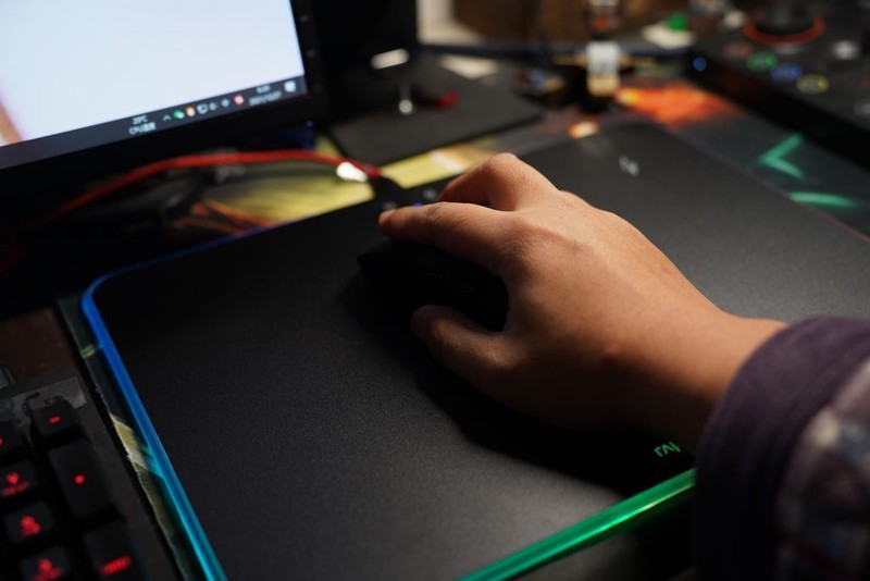 我不允许你没看过！元旦入手一套亮闪闪幻彩鼠垫，你喜欢吗