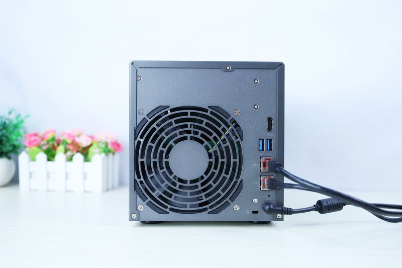 10年练习生终以“ASUS”正式出道 四核双2.5G网口NAS 华硕AS6604T使用体验