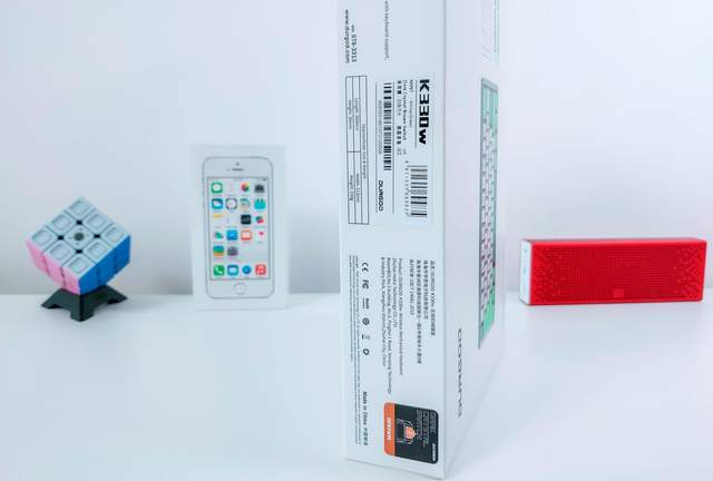 人生总得有点绿，杜伽K330W机械键盘评测：全新晶轴+续航翻8倍