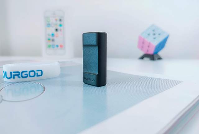 人生总得有点绿，杜伽K330W机械键盘评测：全新晶轴+续航翻8倍