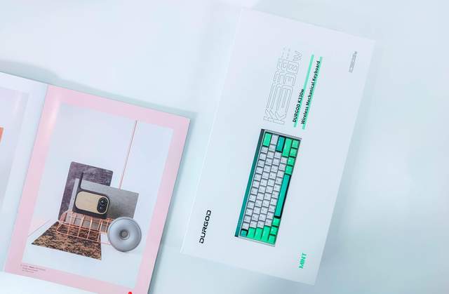 人生总得有点绿，杜伽K330W机械键盘评测：全新晶轴+续航翻8倍