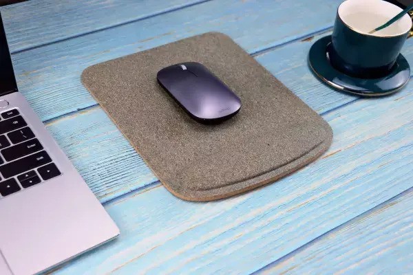 纯天然，没有异味的橡儿方形鼠标垫