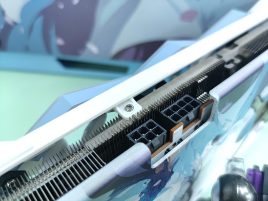 2亿猛男的梦？首次尝试二次元装机我好像懂了