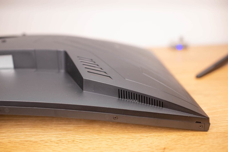 这个32寸显示器很有料，2K高刷曲面屏，KTC H32S12使用体验