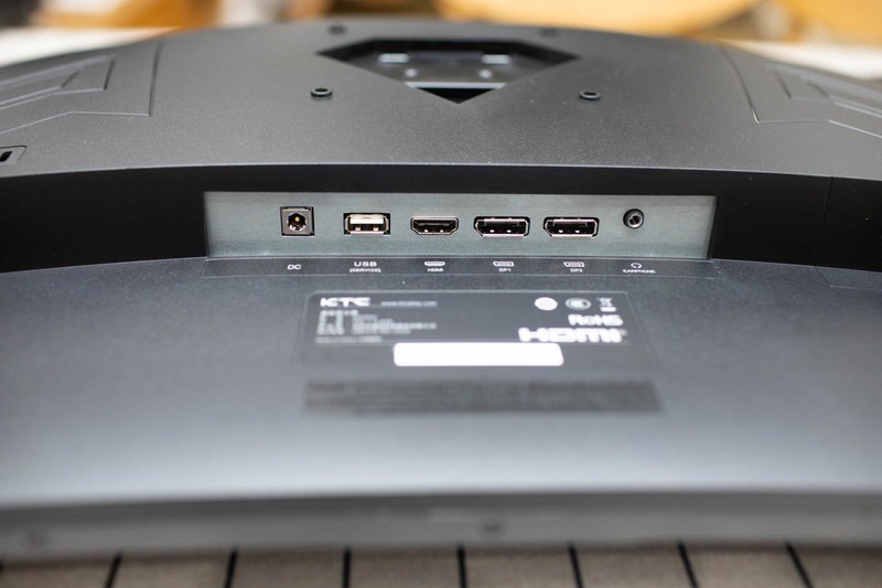这个32寸显示器很有料，2K高刷曲面屏，KTC H32S12使用体验