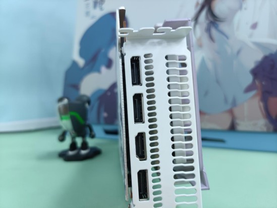 2亿猛男的梦？首次尝试二次元装机我好像懂了