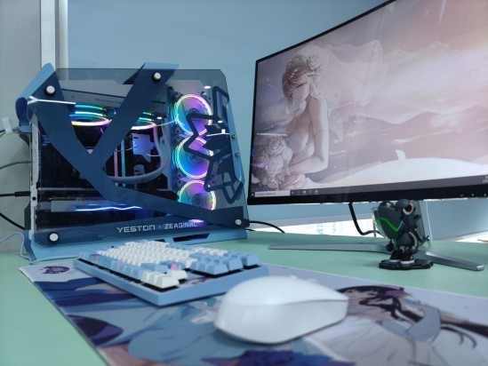 2亿猛男的梦？首次尝试二次元装机我好像懂了