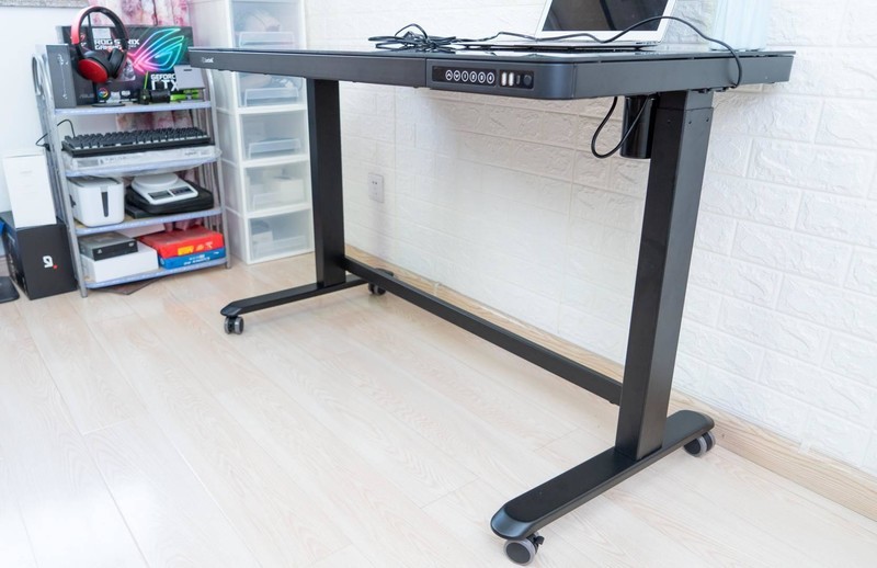 自己动手，给乐歌E5升降桌加装滚轮，改造后超级实用